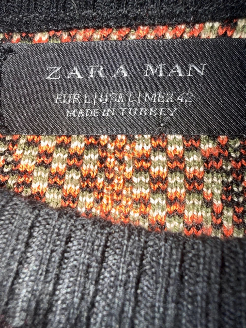 Zara Rust & Black Diamond-Pattern Crewneck Sweater
